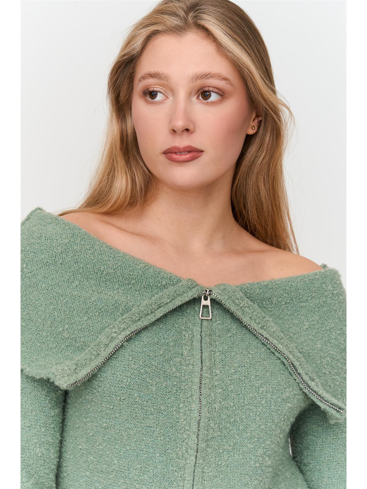 Cardigan in Grün - Image 3